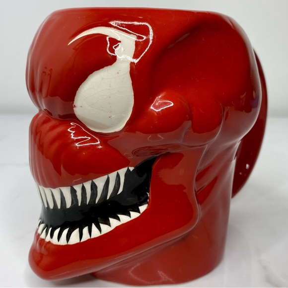 Marvel Red Venom Carnage - Picture 3 of 11